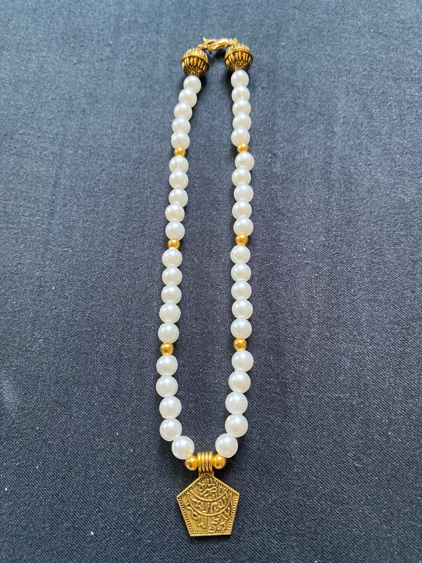 Kids white pearl Necklace